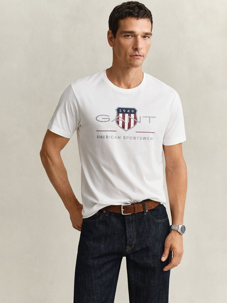 Gant Men White Printed Regular Fit Archieve Shield T-Shirt