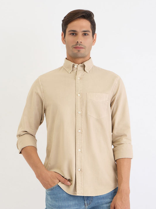 GANT Men Beige Solid Button Down Collar Casual Shirt