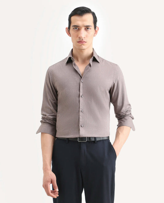 Rare Rabbit Men's Gunjo 25 Dusky Brown Polyester Blend Plain Regular Fit Full Sleeve Collared Shirt