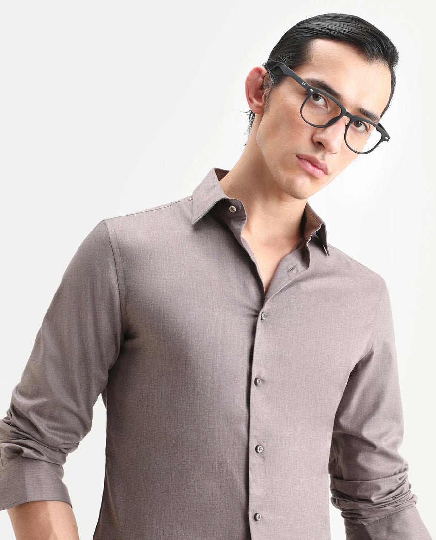 Rare Rabbit Men's Gunjo 25 Dusky Brown Polyester Blend Plain Regular Fit Full Sleeve Collared Shirt