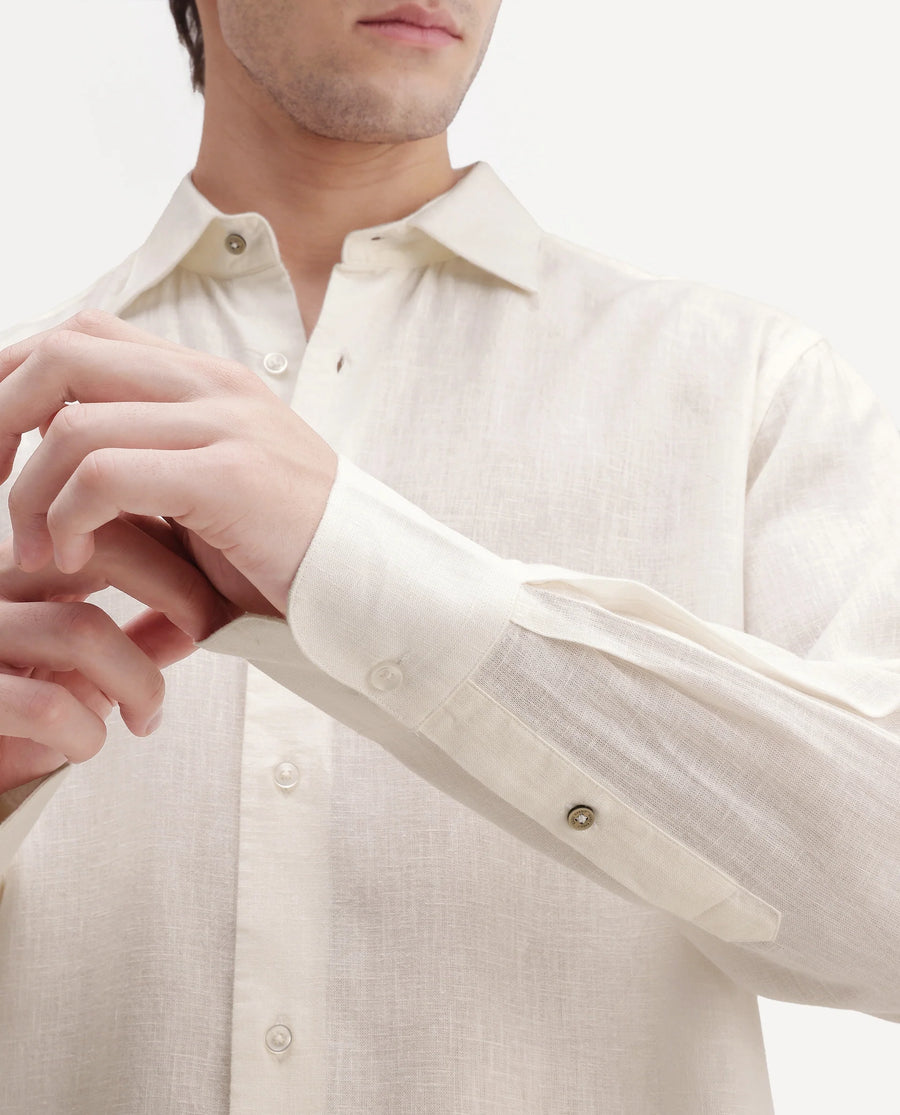 Rare Rabbit Men's Lewan-Ls Primary Off White Linen Blend Spread Collar Regular Plain Shirt