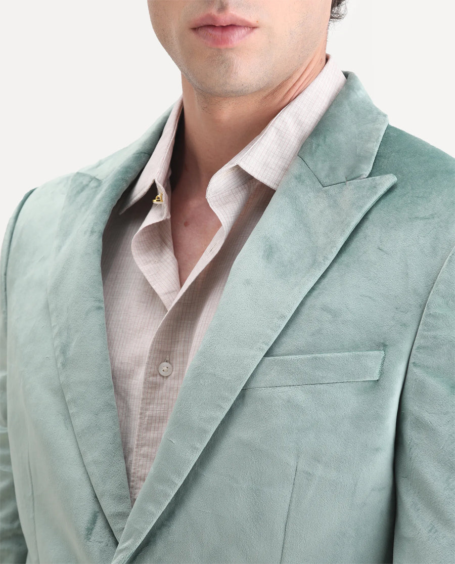 Rare Rabbit Men's Mazey Green Velvet Plain Tailored Fit Full Sleeve Lapel Neck Blazer