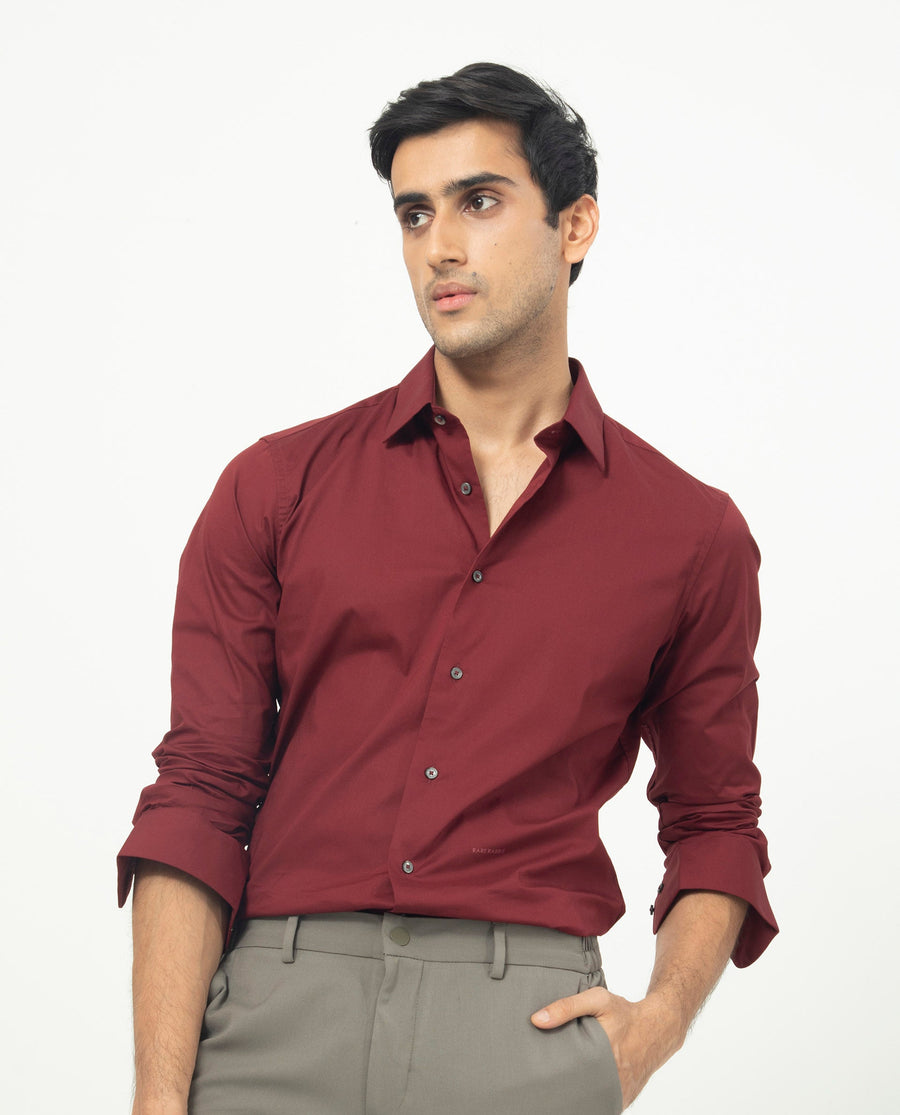 Rare Rabbit Men's Neutons Maroon Cotton Plain Regular Fit Full Sleeve Collared Shirt