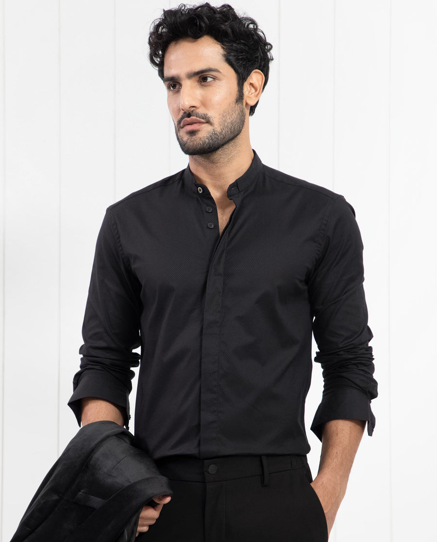 Rare Rabbit Men's Pristina Black Cotton Plain Regular Fit Full Sleeve Mandarin Collar Shirt