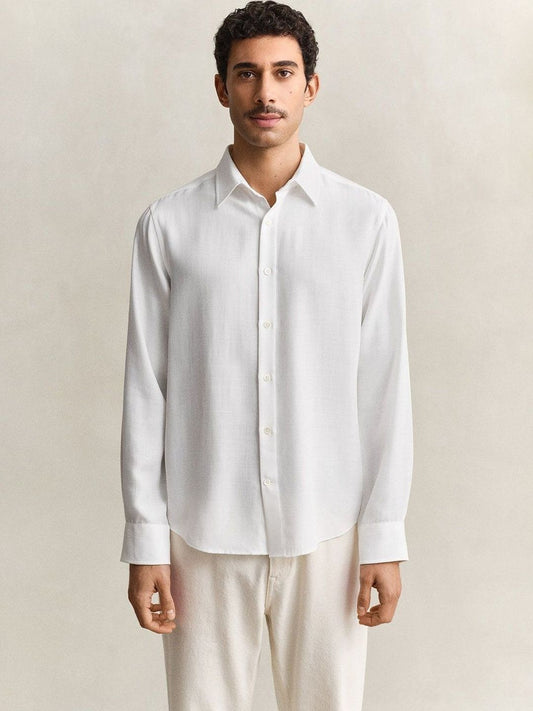 Gant Men White Solid Regular Fit Shirt