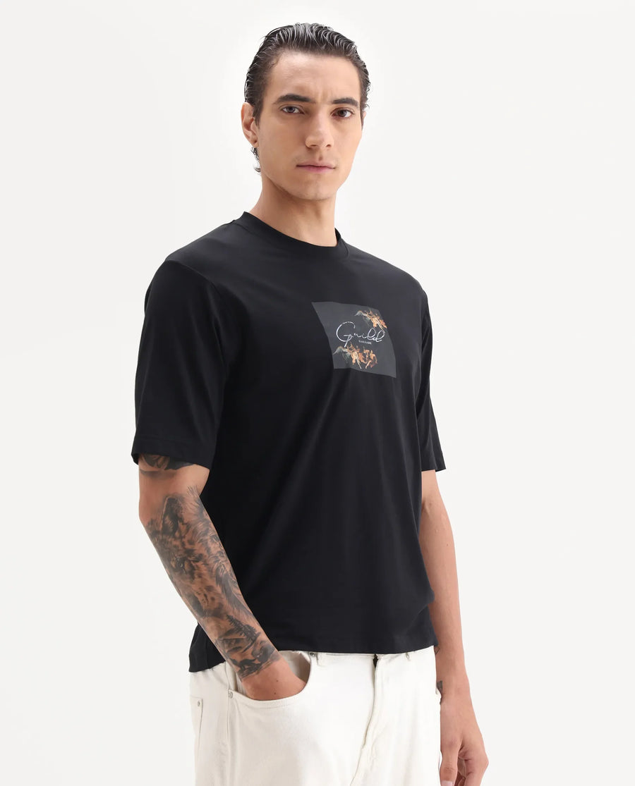 Rare Rabbit Men's Rom Black Cotton Blend Fabric Half Sleeve Crew Neck Oversized Fit Graphic Print T-Shirt