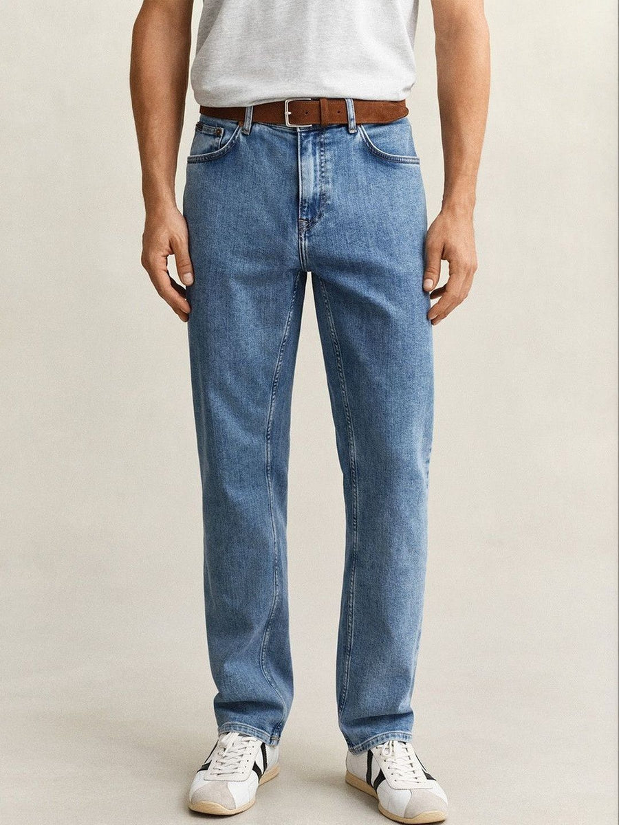 Gant Men Blue Solid Stretchable Regular Fit Jeans
