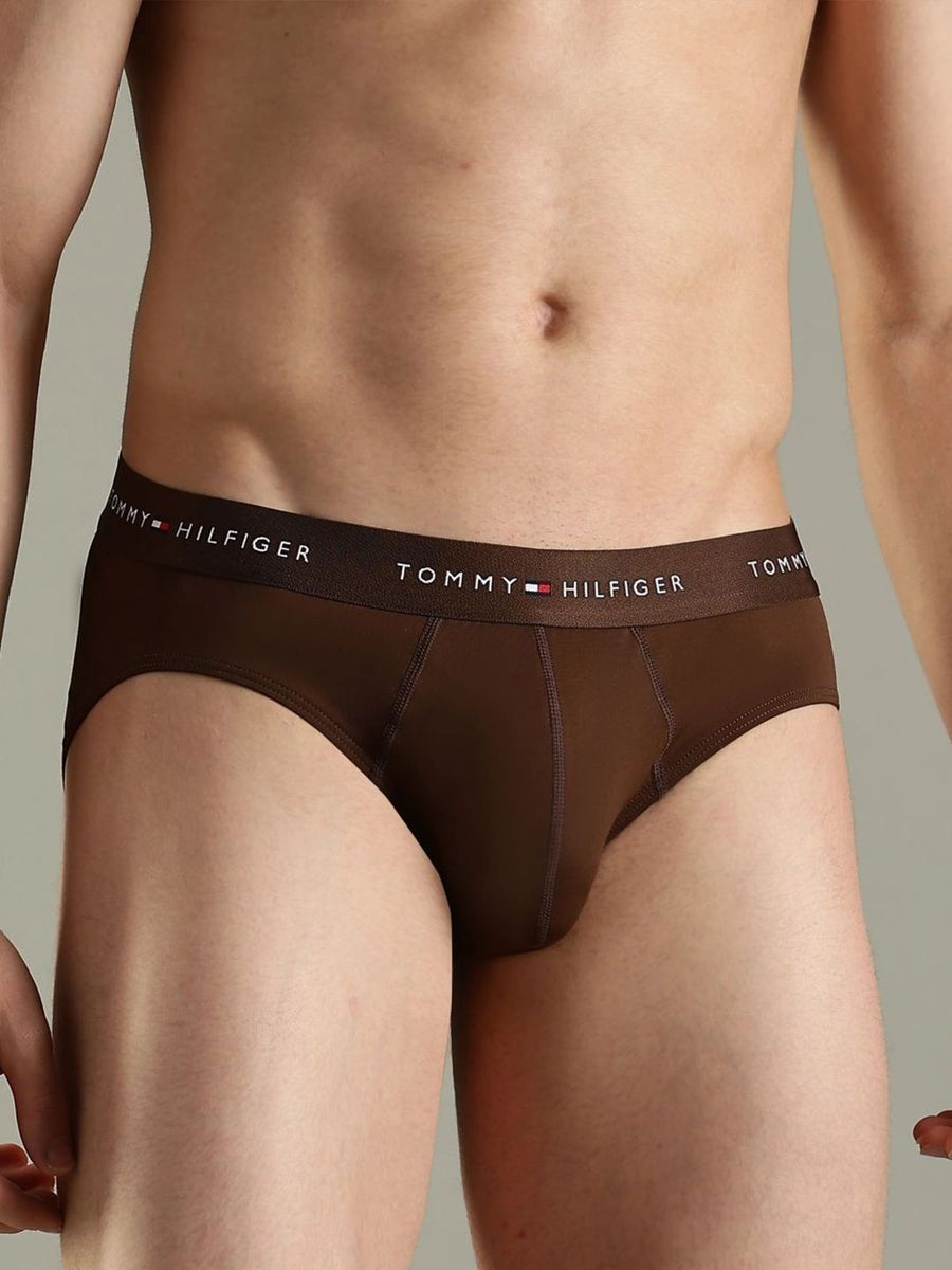 Tommy Hilfiger Men Low-Rise Basic Brief  F25HMUW033