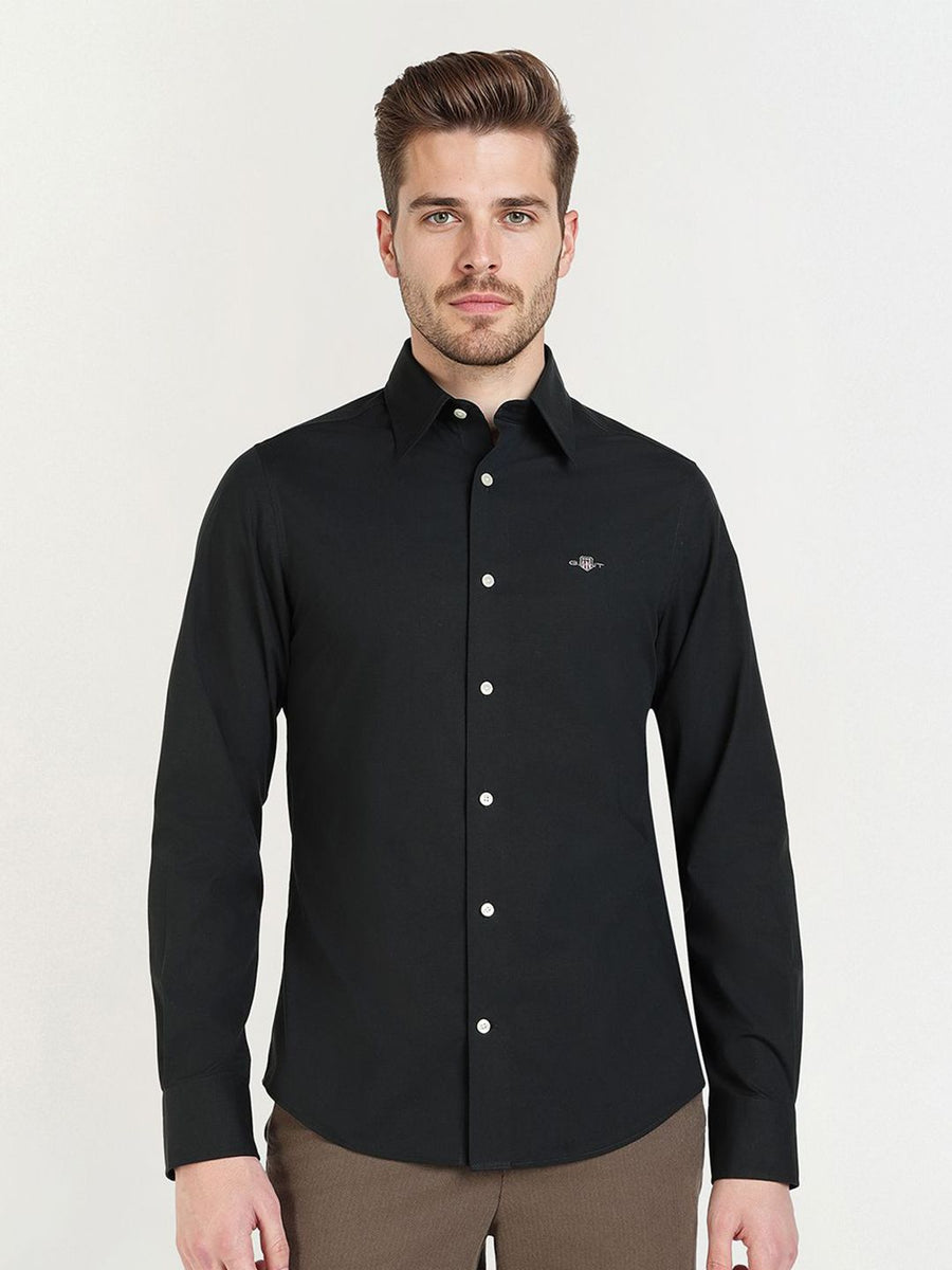 GANT Men Relaxed Slim Fit Solid Spread Collar Cotton Poplin Casual Shirt